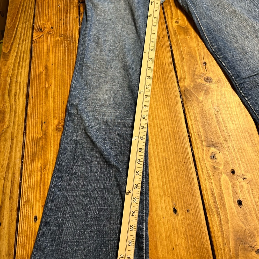 Joe's Jeans Blue Boot Cut Denim with Natural Fading Size 28 - Picture 3 of 8